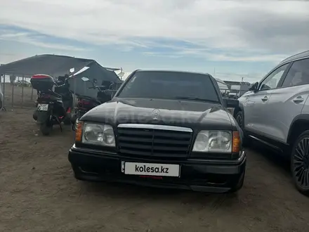 Mercedes-Benz E 200 1992 года за 1 500 000 тг. в Балхаш