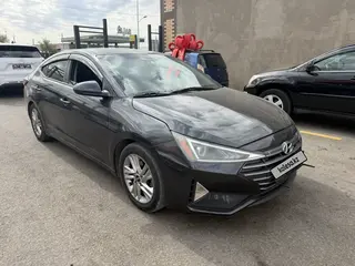 Hyundai Elantra, 2020