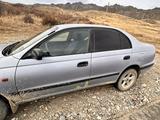 Toyota Carina E 1995 года за 1 900 000 тг. в Усть-Каменогорск – фото 2