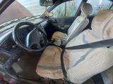 Toyota Carina E 1996 года за 600 000 тг. в Алматы – фото 4