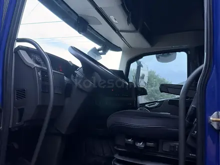 Volvo  FH 2016 года за 38 000 000 тг. в Шымкент – фото 18