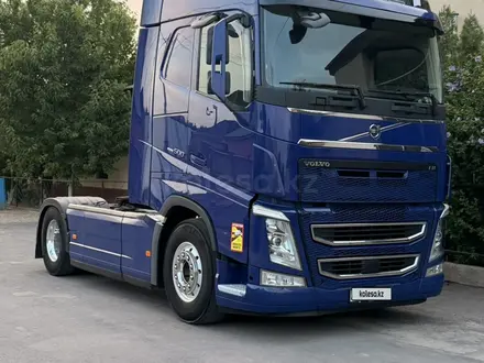 Volvo  FH 2016 года за 38 000 000 тг. в Шымкент
