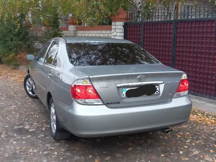 Toyota Camry 2005 года за 6 500 000 тг. в Семей – фото 4