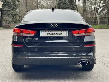 Kia Optima 2018 годаүшін9 700 000 тг. в Алматы – фото 5