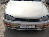 Toyota Camry 1996 года за 1 750 000 тг. в Актобе – фото 4