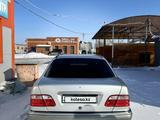 Mercedes-Benz E 200 1997 годаfor2 600 000 тг. в Астана – фото 4