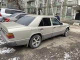 Mercedes-Benz E 230 1990 годаfor2 000 000 тг. в Усть-Каменогорск – фото 3