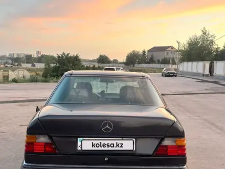 Mercedes-Benz E 230 1991 года за 1 000 000 тг. в Караганда – фото 6