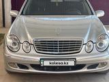 Mercedes-Benz E 200 2002 года за 3 700 000 тг. в Актау – фото 3