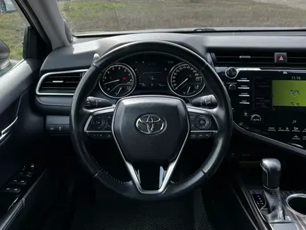 Toyota Camry 2020 года за 12 200 000 тг. в Астана – фото 10