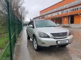 Lexus RX 330 2004 годаүшін6 800 000 тг. в Алматы – фото 2