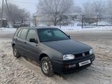 Volkswagen Golf 1994 года за 1 200 000 тг. в Астана