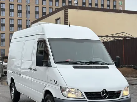 Mercedes-Benz Sprinter 2014 года за 9 000 000 тг. в Астана