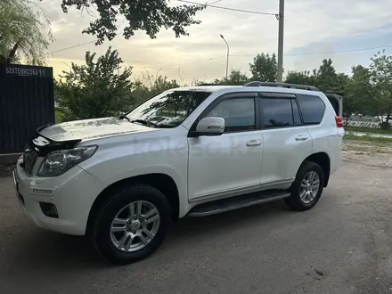 Toyota Land Cruiser Prado 2010 года за 15 500 000 тг. в Алматы – фото 4