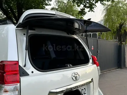Toyota Land Cruiser Prado 2010 года за 15 500 000 тг. в Алматы – фото 31
