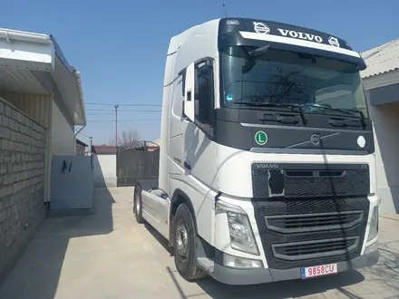 Volvo  FH 2015 года за 16 500 000 тг. в Шымкент – фото 2