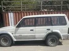 Mitsubishi Pajero, 1992