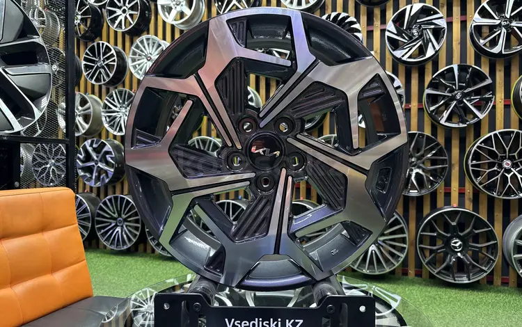 Диски Hyundai Kia R-18*5*114.3 в наличии Astana за 247 000 тг. в Астана