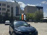 Toyota Camry 2020 года за 11 600 000 тг. в Актобе