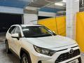 Toyota RAV4 2020 года за 17 000 000 тг. в Уральск – фото 2
