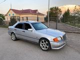 Mercedes-Benz C 200 1994 года за 1 400 000 тг. в Алматы