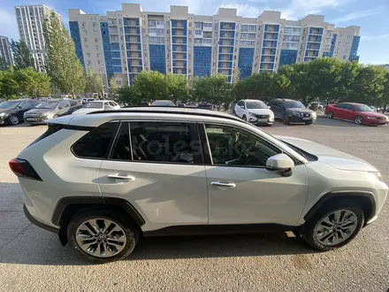Toyota RAV4 2025 года за 22 000 000 тг. в Астана – фото 15