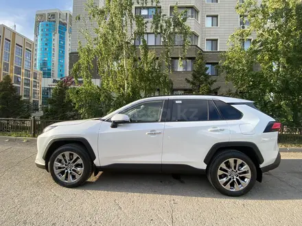 Toyota RAV4 2025 года за 22 000 000 тг. в Астана – фото 20