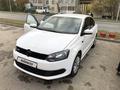 Volkswagen Polo 2011 годаүшін3 800 000 тг. в Актобе – фото 2