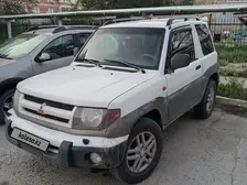 Mitsubishi Pajero iO, 1999