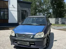 Toyota Raum, 1997