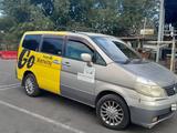 Nissan Serena 2003 годаүшін2 700 000 тг. в Алматы