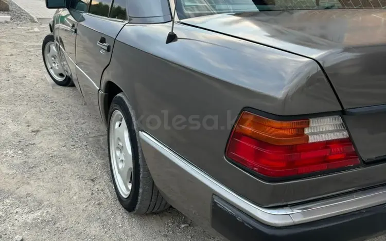 Mercedes-Benz E 200 1993 годаүшін1 900 000 тг. в Жанакорган