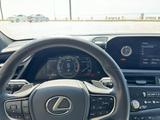 Lexus ES 350 2022 годаүшін24 000 000 тг. в Актау – фото 2