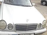 Mercedes-Benz E 200 1998 года за 2 500 000 тг. в Алматы