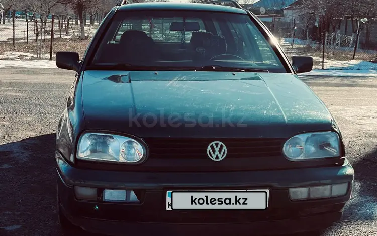 Volkswagen Golf 1997 года за 1 700 000 тг. в Кентау