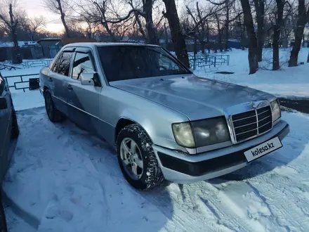 Mercedes-Benz E 230 1992 года за 1 700 000 тг. в Шу – фото 3