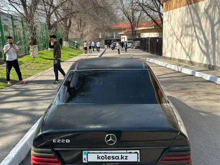 Mercedes-Benz E 200 1991 года за 990 000 тг. в Алматы – фото 6