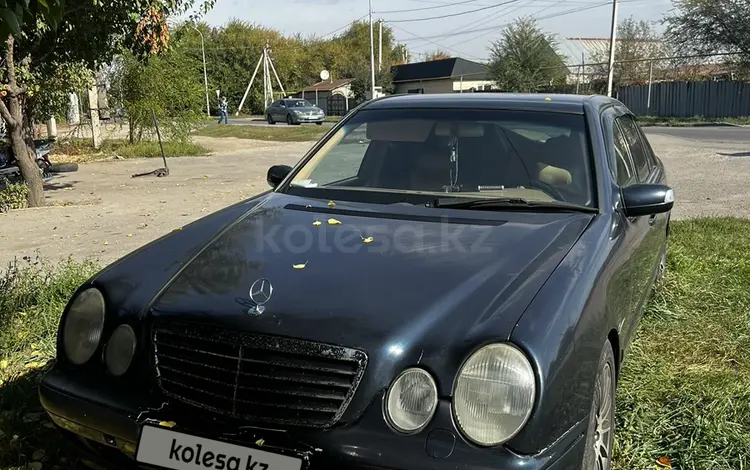 Mercedes-Benz E 320 2001 года за 2 950 000 тг. в Алматы