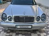 Mercedes-Benz E 320 1997 года за 2 700 000 тг. в Тараз