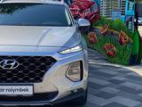 Hyundai Santa Fe 2020 годаүшін10 490 000 тг. в Алматы – фото 2