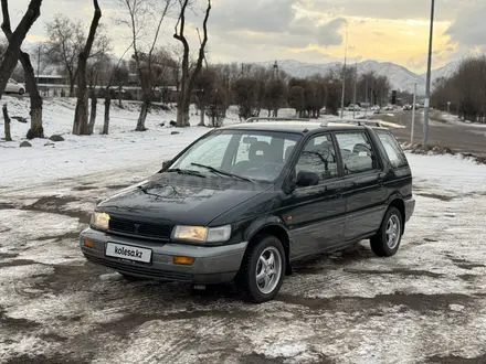 Mitsubishi Space Wagon 1993 года за 2 500 000 тг. в Алматы