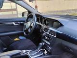 Mercedes-Benz C 180 2013 года за 8 300 000 тг. в Атырау – фото 2