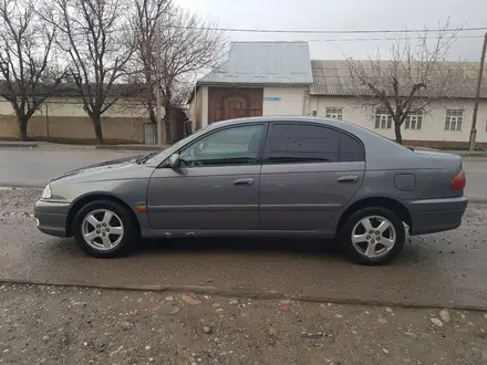 Toyota Avensis 2001 года за 3 590 000 тг. в Шымкент – фото 3