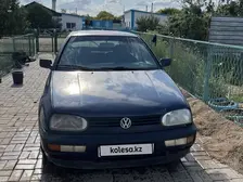 Volkswagen Golf, 1993