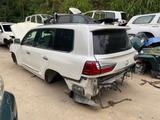 LX570, крылья, бампера, капот, фары за 1 000 тг. в Караганда
