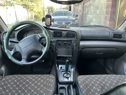 Subaru Legacy 2001 года за 2 800 000 тг. в Алматы – фото 14