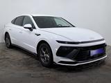 Hyundai Sonata 2024 года за 11 190 000 тг. в Астана – фото 3