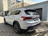 Hyundai Santa Fe 2023 года за 20 900 000 тг. в Астана – фото 3