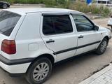 Volkswagen Golf 1992 годаүшін1 800 000 тг. в Алматы