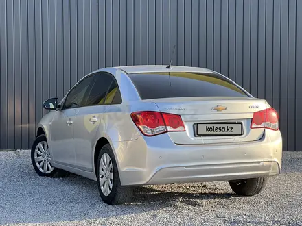 Chevrolet Cruze 2013 года за 4 650 000 тг. в Актобе – фото 5